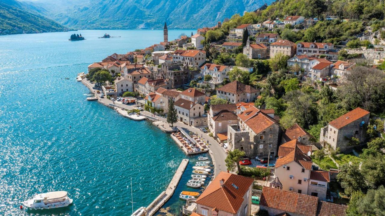 Charming Bohemian House In * Perast